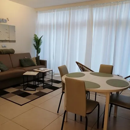 Zee En Zicht Apartment De Panne