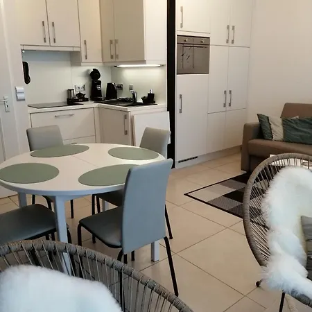 Zee En Zicht Apartment De Panne